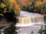 TahquamenonFalls,Michigan.jpg